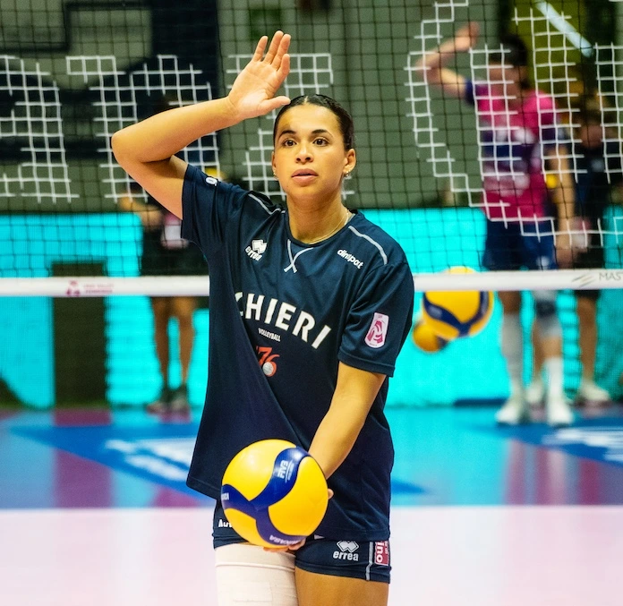 Avery Skinner Kimdir?1