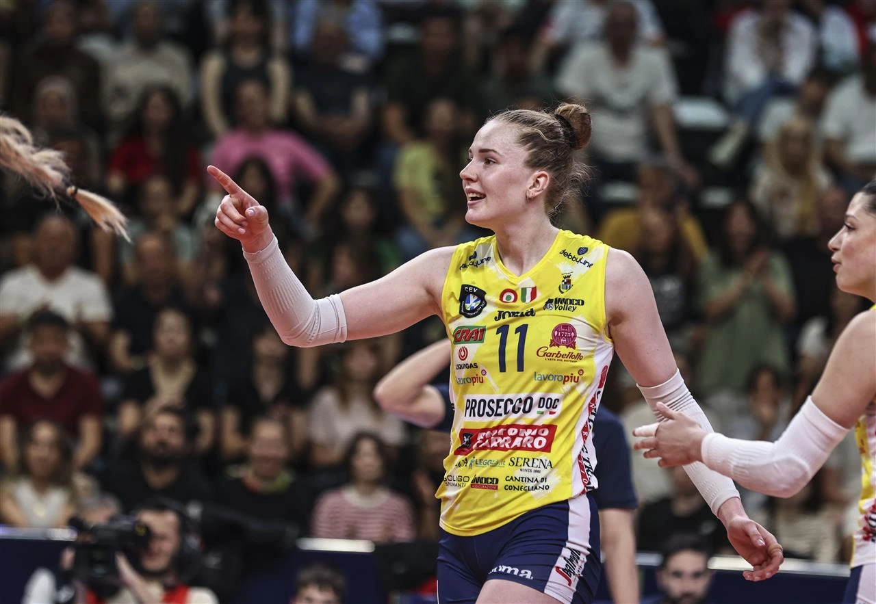 Isabelle Haak, İsveç'te Victoria Ödülü'nün Sahibi Oldu2