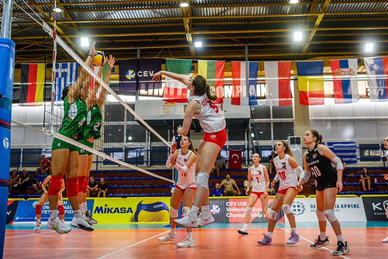 U18 Milli Takımımız Avrupa Şampiyonası'nda Bulgaristan'a Mağlup Oldu1