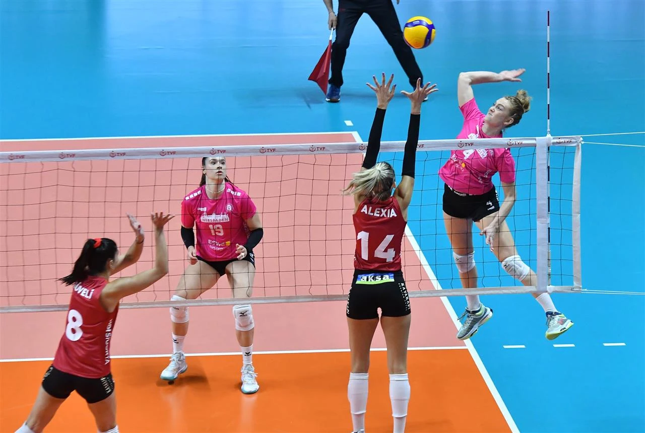Galatasaray, CEV Challenge Kupası'nda 3-0 Galip1