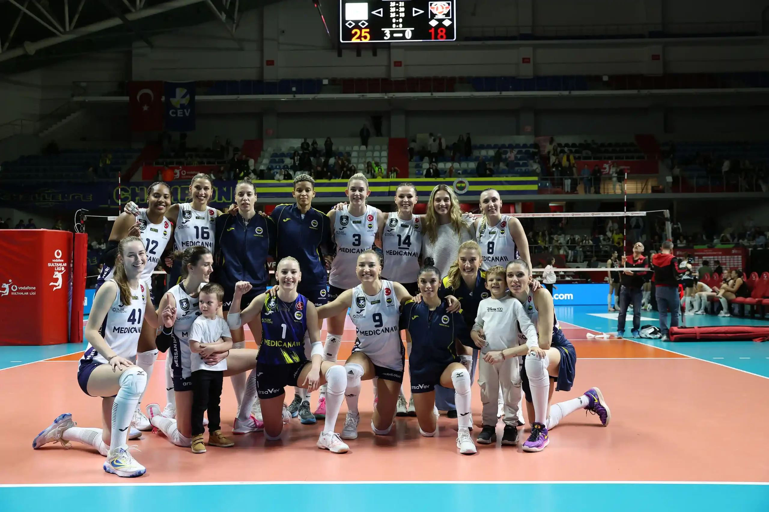 Fenerbahçe, 2. Yarıya Galibiyetle Başladı1